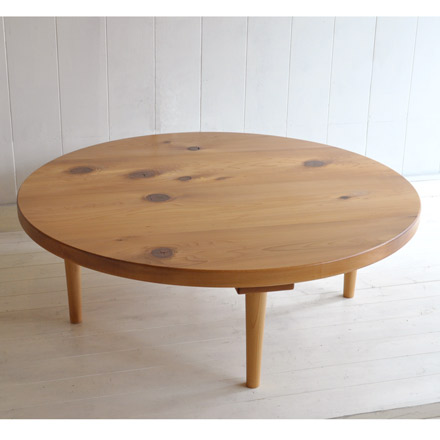 レッドシダーのローテーブル | 無垢の木材家具 inu it furniture